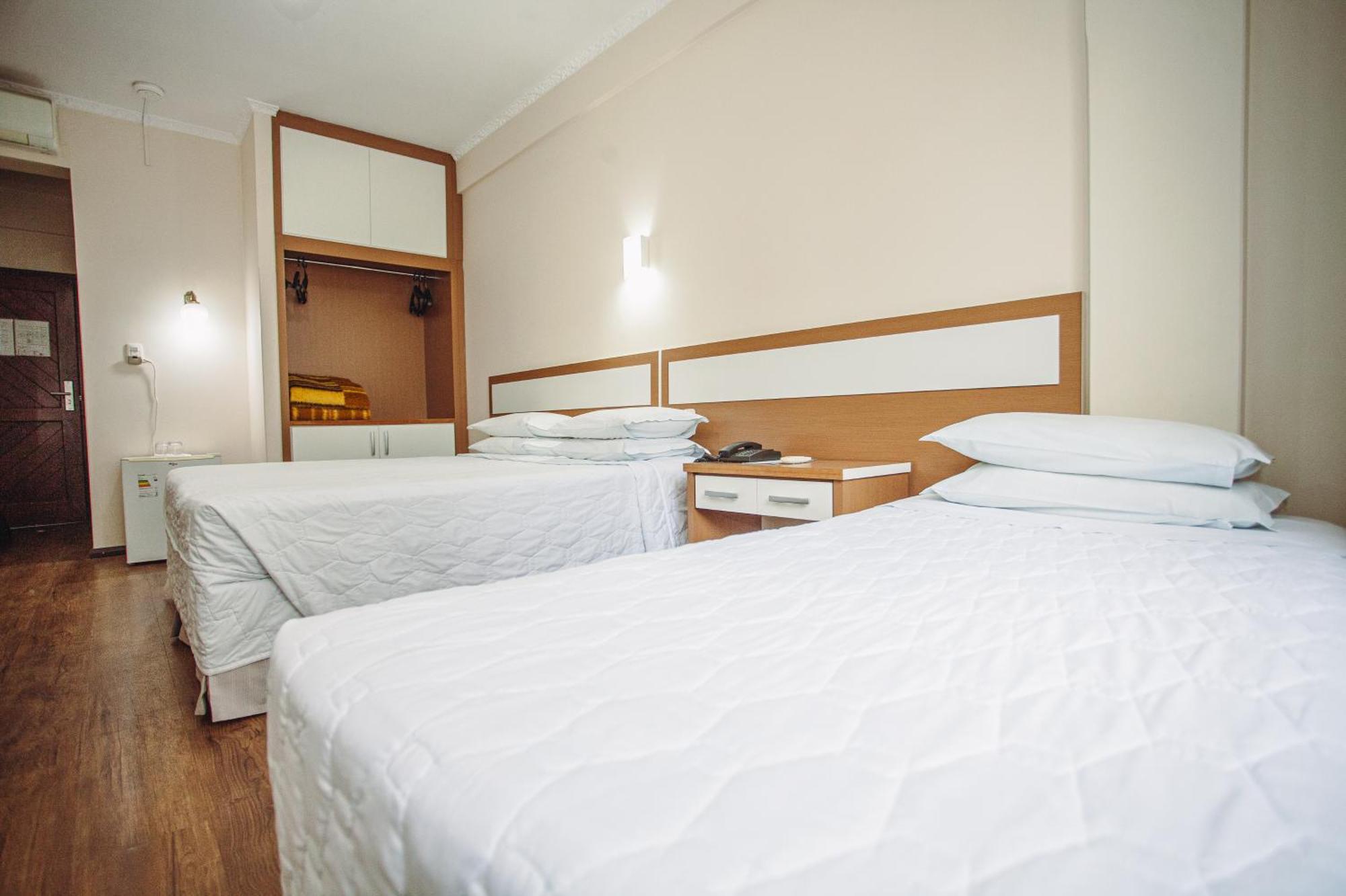 Hotel San Silvestre Tubarao Exterior photo